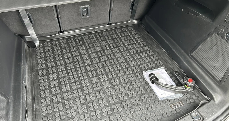 Ford S-Max cena 99800 przebieg: 129432, rok produkcji 2019 z Piastów małe 596